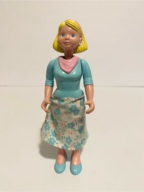Vintage 1993 Fisher Price Loving Family Dollhouse Mom with Fabric Skirt Toy